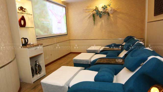 汗蒸館內(nèi)美(měi)容床